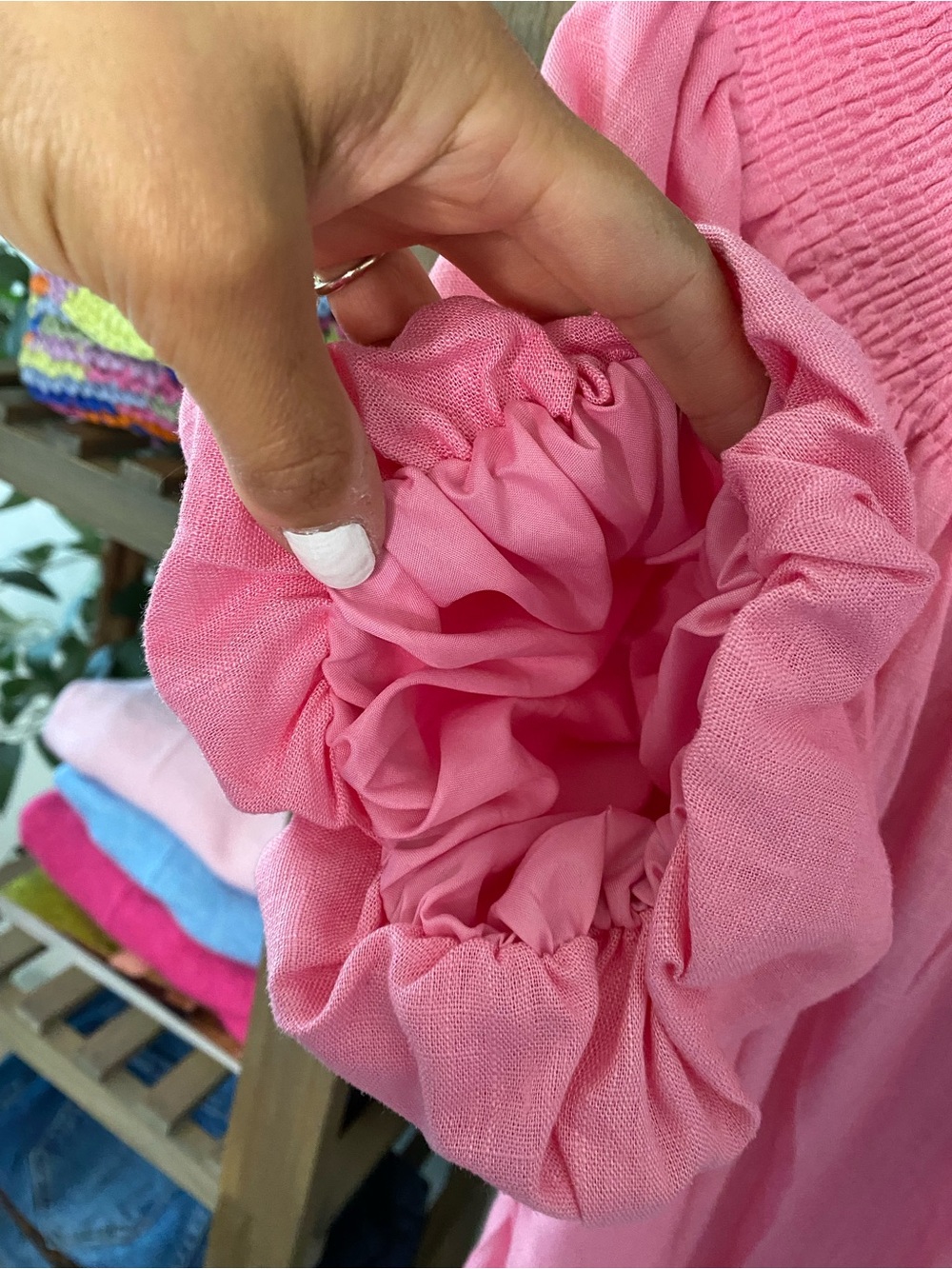 CECE Off-Shoulder Smocked Linen Blend Pink Women's Top! 💗 - Picture 4 of 8